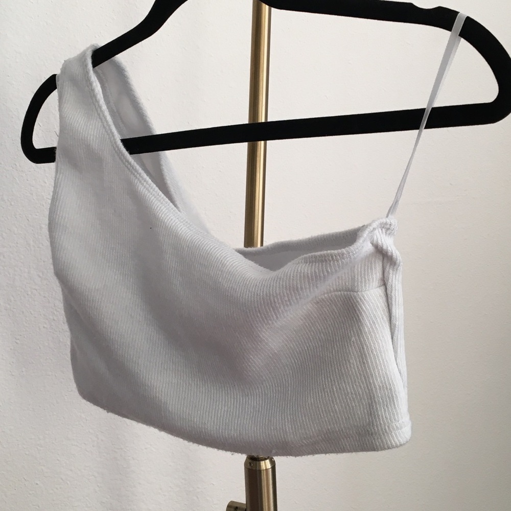 One shoulder white crop top